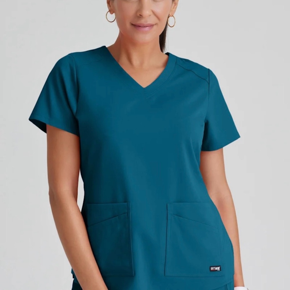 SOLD Grey's Anatomy Bahama scrub set